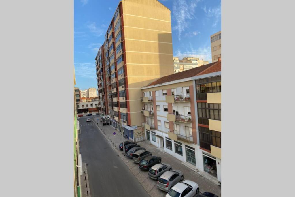 Barreiro Central Apartment Esterno foto